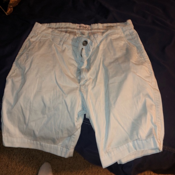 Good fellow shorts size 32. Worn less than a handful of times. - Picture 2 of 2